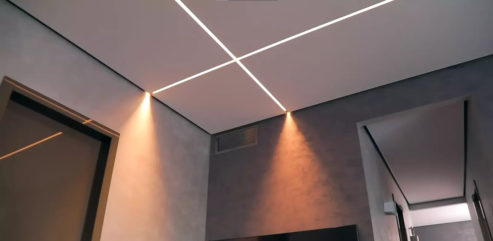 Тканевый натяжной потолок со световыми линиями — Иваново, Карла Маркса, 44, фото 1